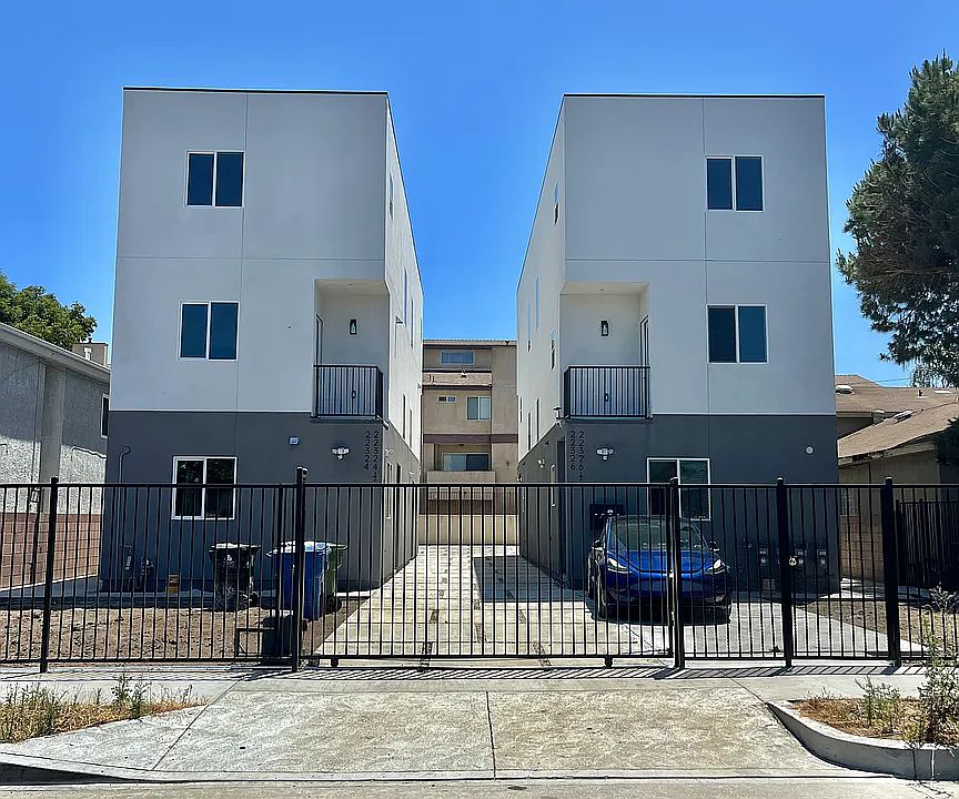 1st image of 22324 1/2 Denker Ave