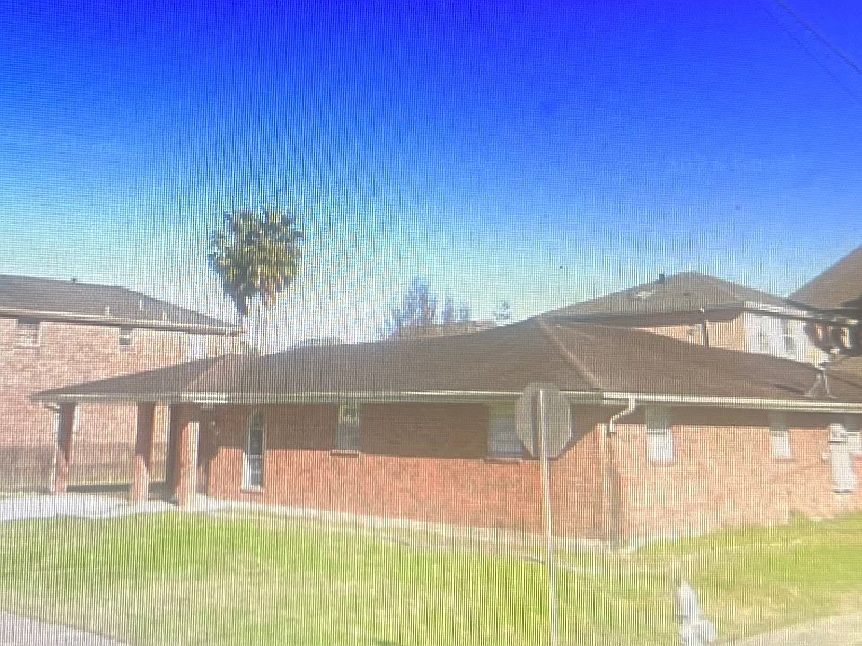 1st image of 6455 Bellaire Dr