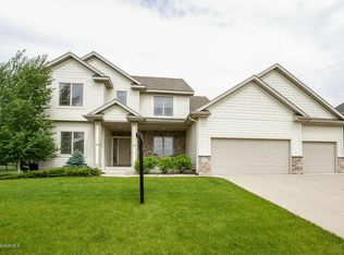 3949 Autumn Lake Ct SW, Rochester, MN 55902