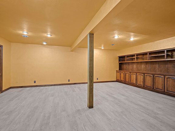 5th image of 2640 Hummingbird Ln