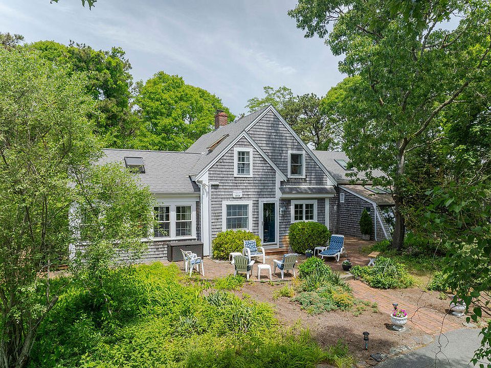 1st image of 45 Old Paine Hollow Road