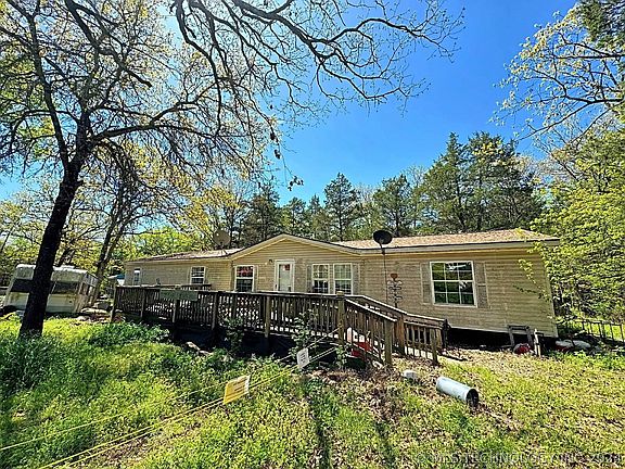 3rd image of 15277 W Canyon Rock Rd