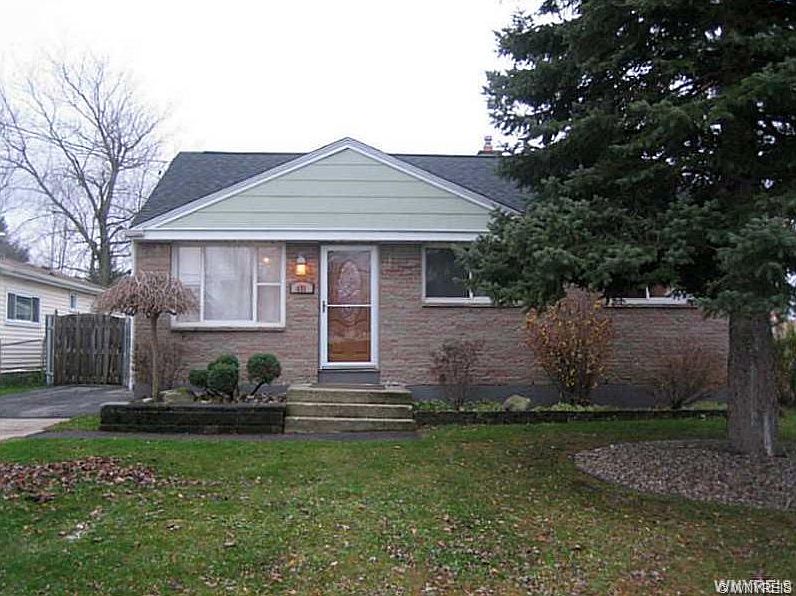 1st image of 451 Cherokee Dr
