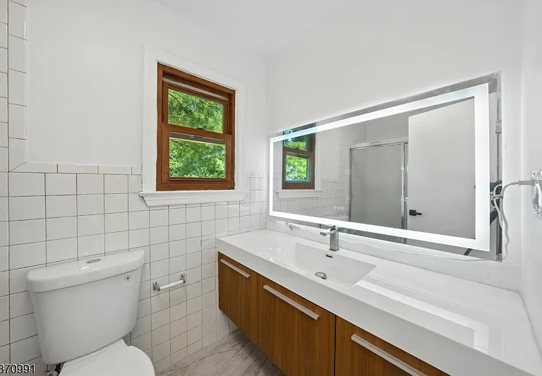 34 North St — Photo 8