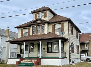1100 Willow St, Peckville, PA 18452