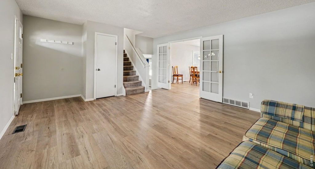2515 El Rancho Dr