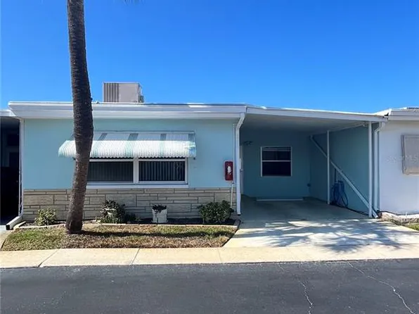 250 Rosery Rd NW APT 260, Largo, FL 33770