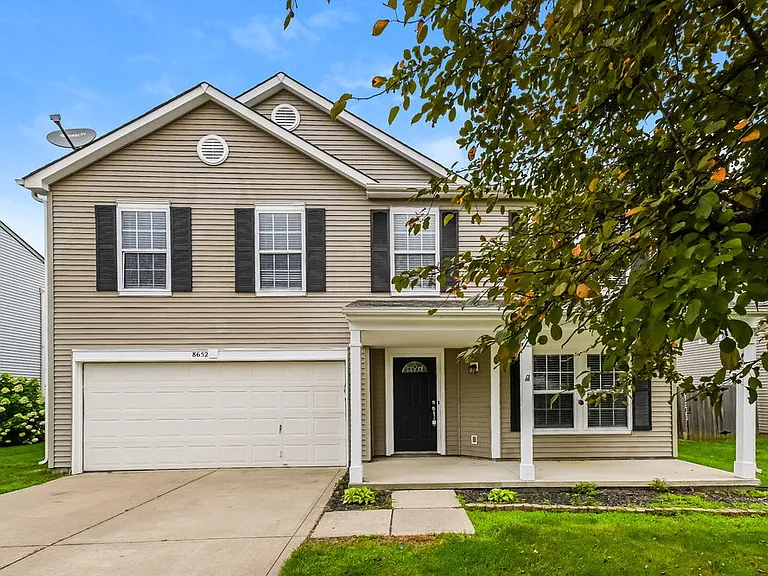 8652 Orchard Grove Ln — Photo 4