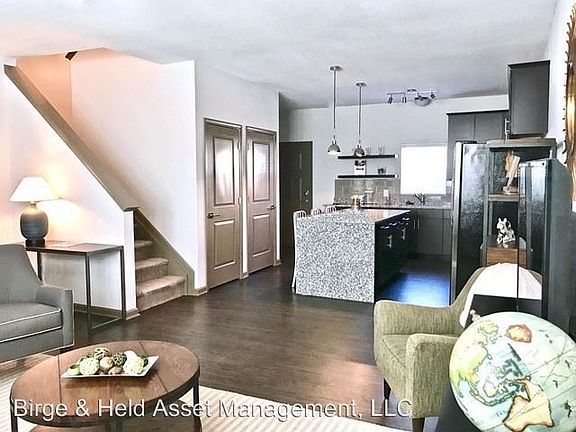 3rd image of 6159 Winthrop Ave APT 304