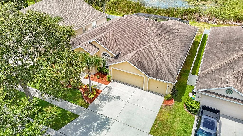 4 bed, 3.0 bath, 3057 sqft, $4,000 — Photo 4