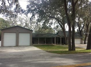 995 Lake Forest Rd, Clearwater, FL 33765