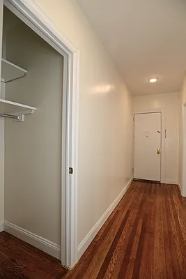 Rented by Space Real Estate | media 34