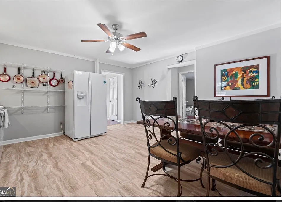 3 bed, 1216 sqft, $1,650 — Photo 4