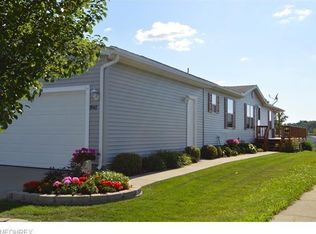 9047 Red Hawk Dr, Streetsboro, OH 44241