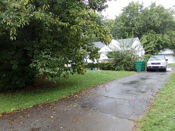 2nd image of 5403 Wintergreen Rd