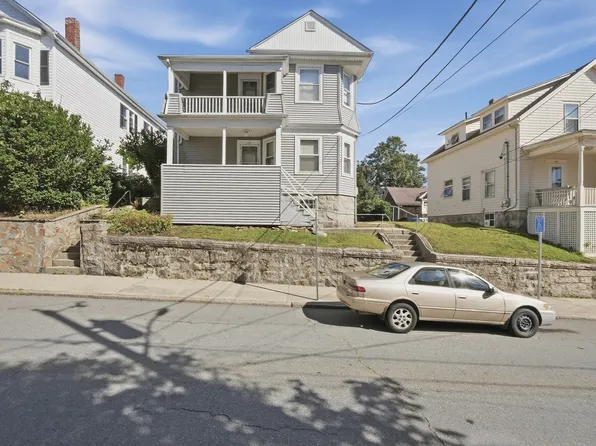 144 Swindells St, Fall River, MA 02723