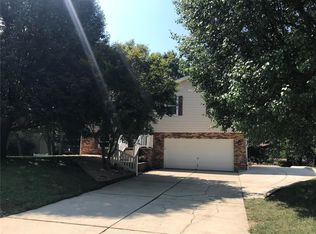 1 Ridgewood Ct, Bethalto, IL 62010