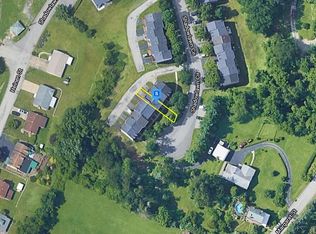 216 Shadowlawn Cir, Pittsburgh, PA 15236