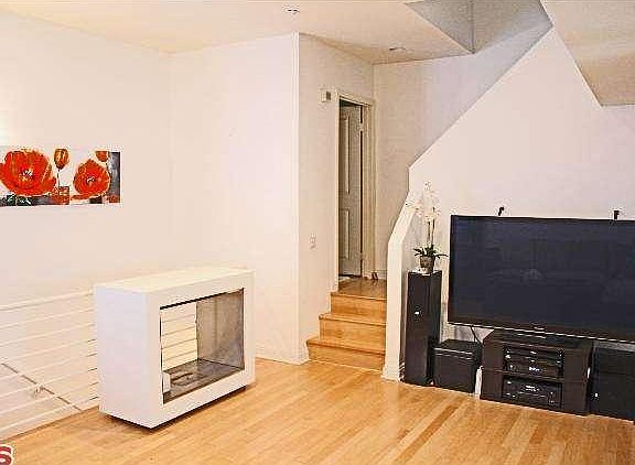 3rd image of 1838 Corinth Ave Unit 4