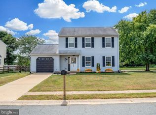 102 Sweetbay Ln, New Castle, DE 19720
