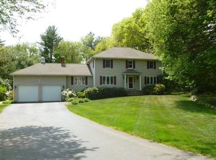 1 Hidden Valley Dr, Burlington, MA 01803