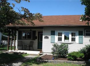 2042 Cloverdale Rd, Bethlehem, PA 18018