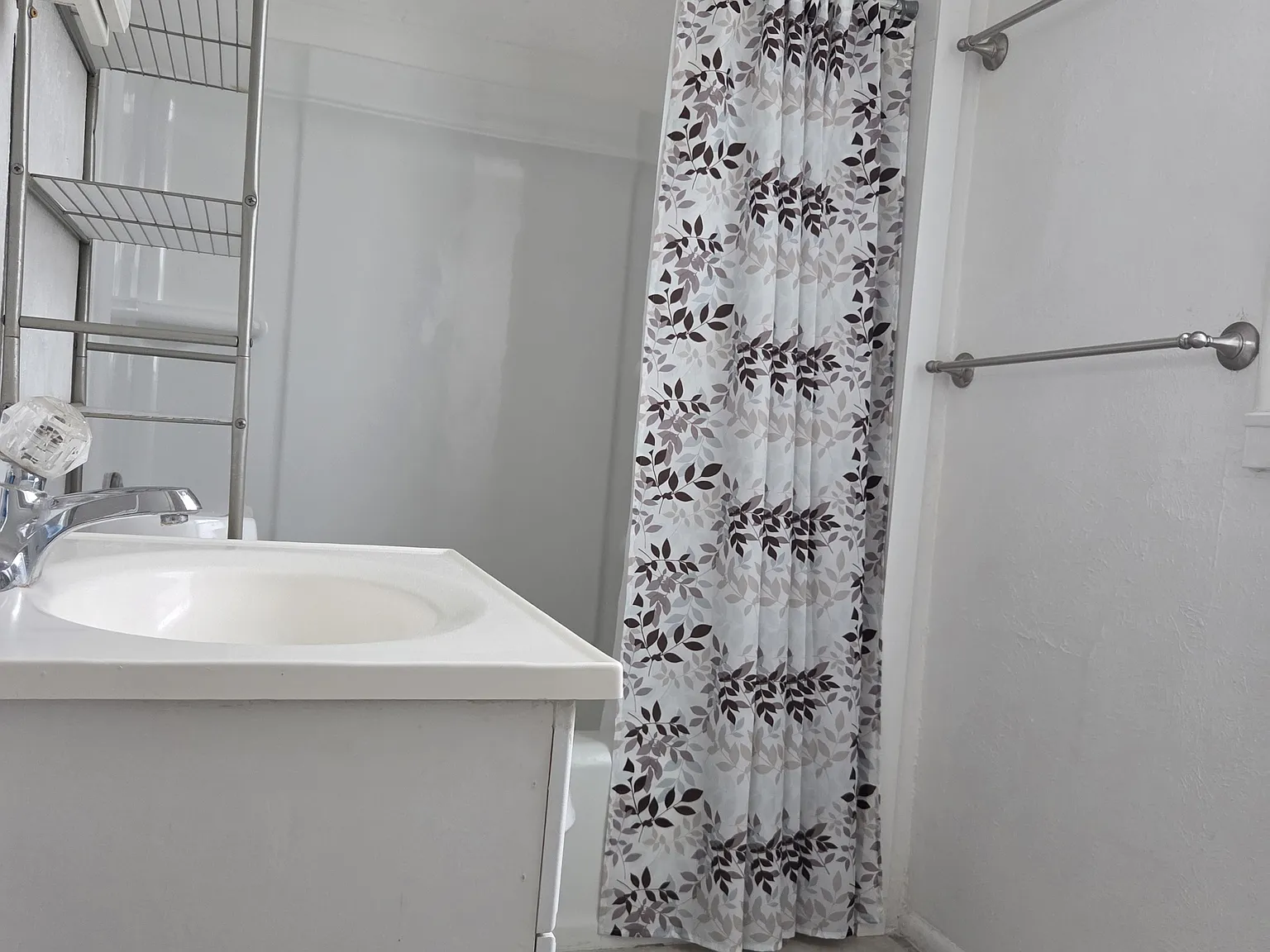 1 bed, 750 sqft, $850 — Photo 3