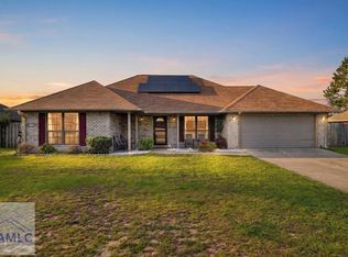 2140 Walberg Dr, Hinesville, GA 31313