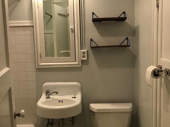 3rd image of 1645 10th Ave E APT 101
