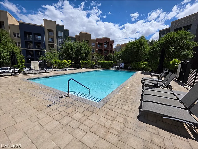 62 E Serene Ave #225 — Photo 14