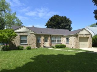 504 S Vail Ave, Arlington Heights, IL