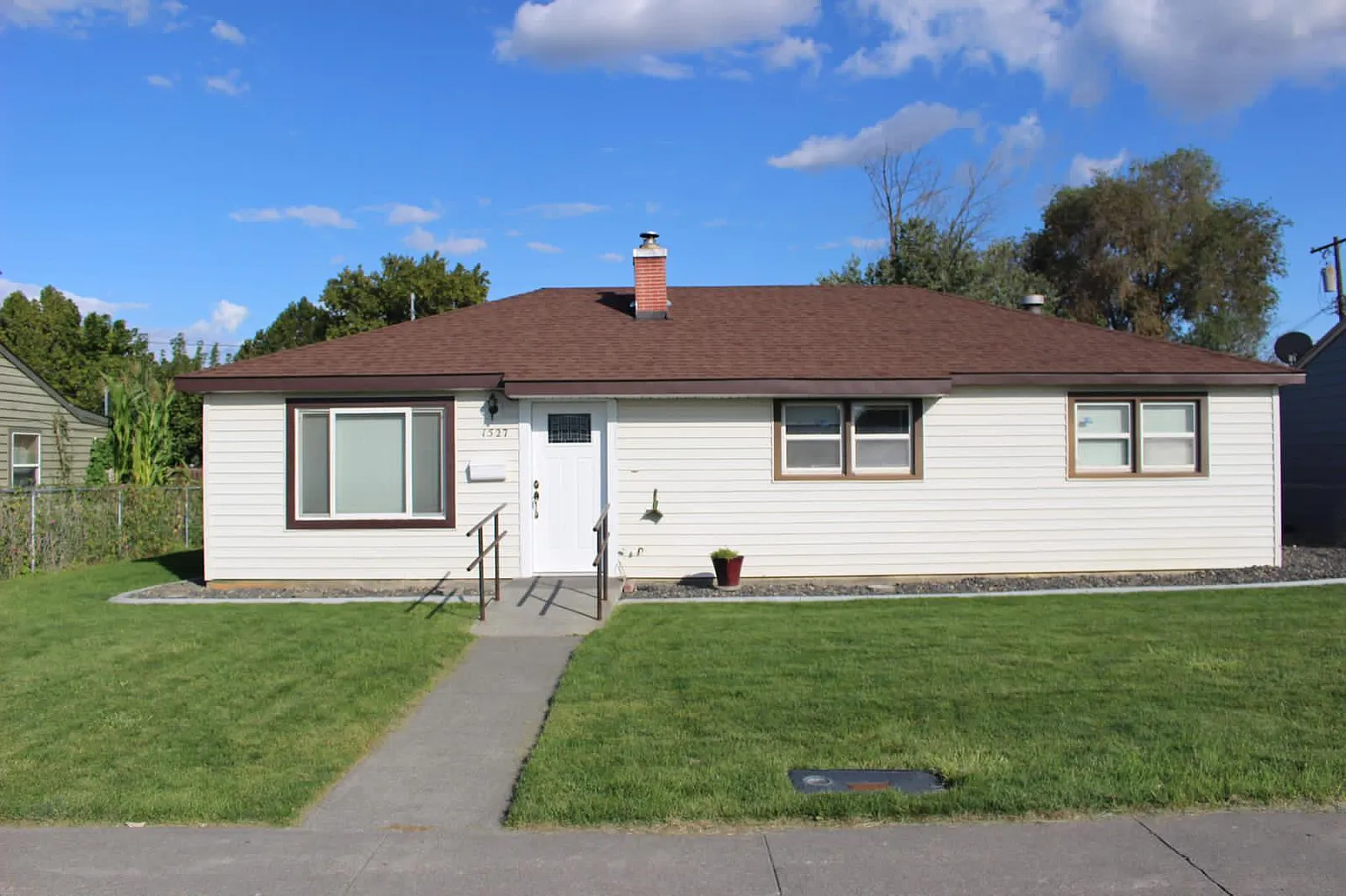 1527 N 17th Ave photo 1