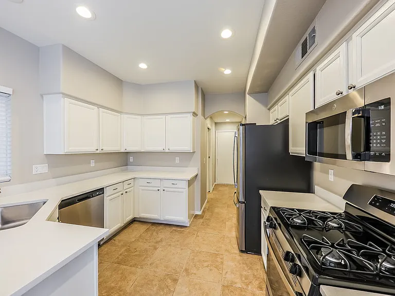 4907 W Marco Polo Rd — Photo 8
