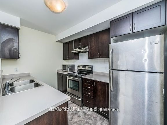 3rd image of 2891 Rio Ct #63