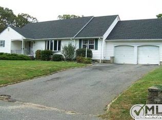 411 Jarob Ct, Point Pleasant Beach, NJ 08742