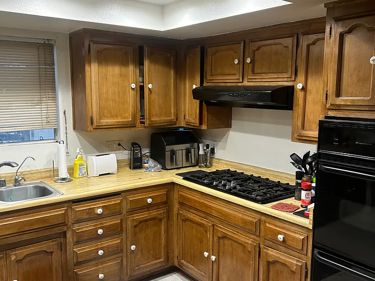 2421 Callender Rd — Photo 2