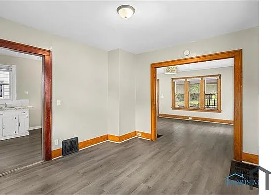 4139 Jackman Rd — Photo 4