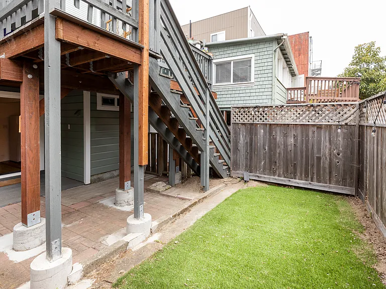1340 42nd Ave — Photo 31