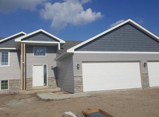 6506 Dale Cir SW, Waverly, MN 55390