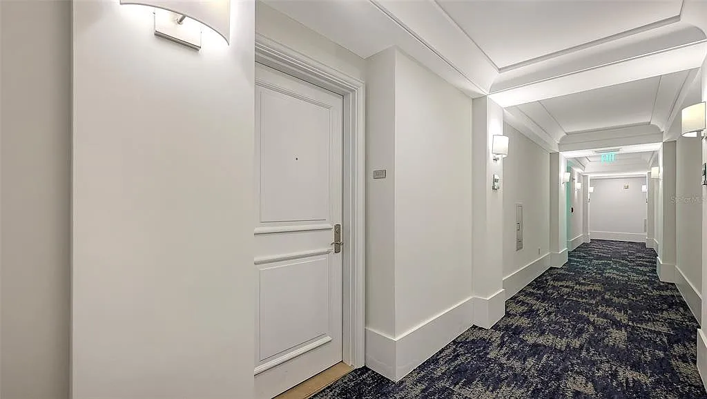 2 bed, 2.0 bath, 1165 sqft, $9,500 — Photo 3