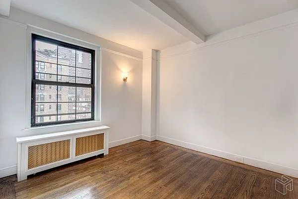 Rented by Halstead Real Estate | media 28