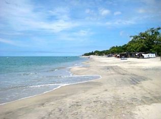 8619 NW 68th St, Miami, FL 33166