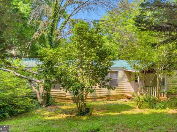 3261 Hall Dr, Gainesville, GA 30501