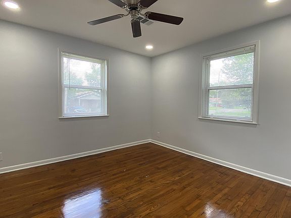 2nd image of 2510 N Y St