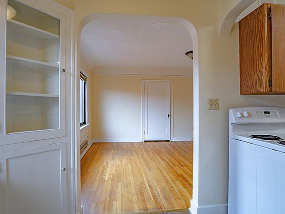 Stanford Arms Apartments