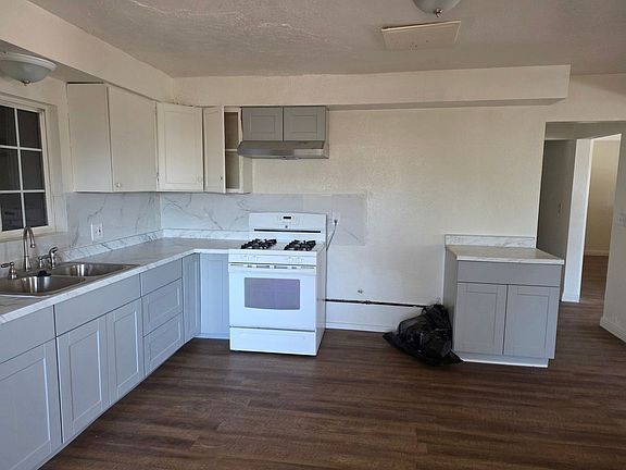 2nd image of 9217 Beech Ave #C