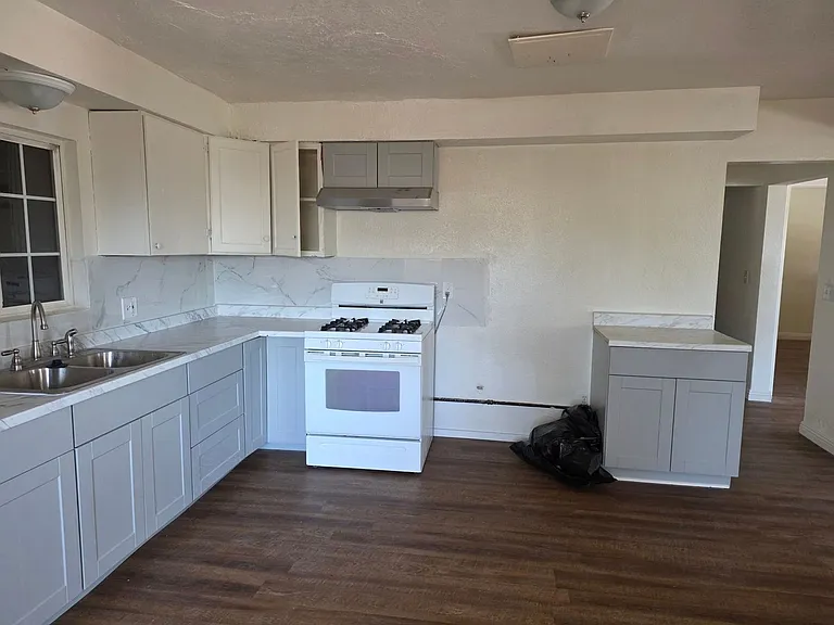 9217 Beech Ave #C — Photo 7