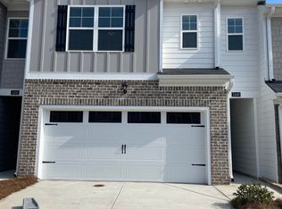 1404 Gray Branch Dr, Lawrenceville, GA 30045