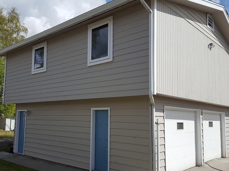 1st image of 327 Antoinette Ave
