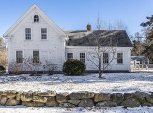 437 Harwich Rd, Brewster, MA 02631